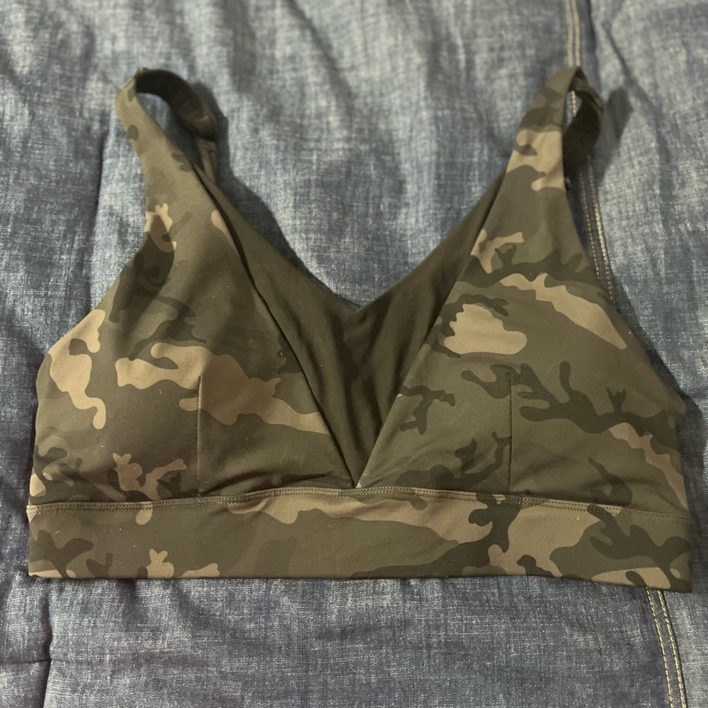 Zyia camo sports bra